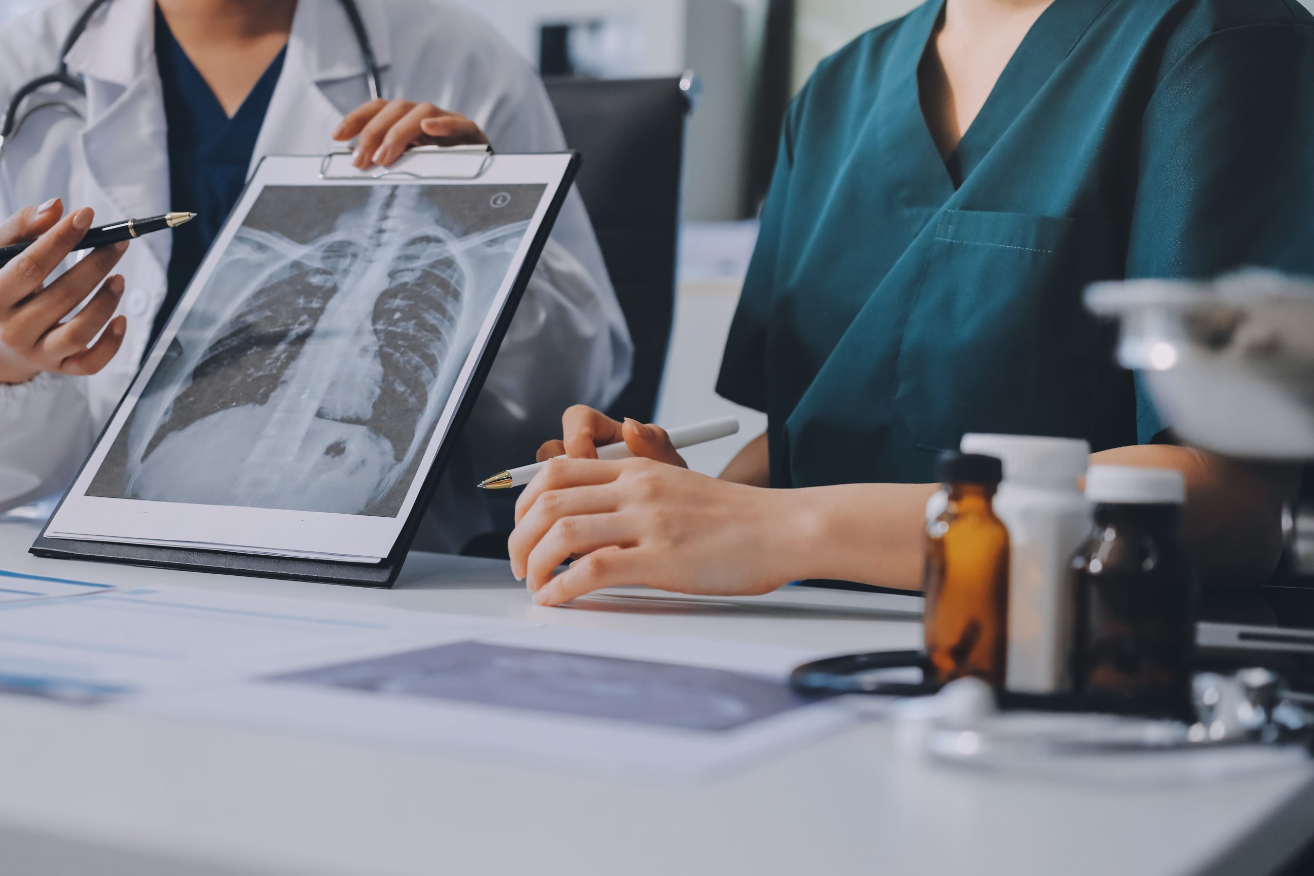 Dano moral puro: como a AIG protege profissionais da saúde além do dano físico